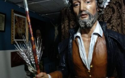 Cómo encargar una imagen religiosa personalizada: guía para cofradías
